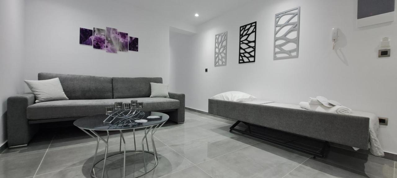 Km Luxury Apart Downtown كاندية المظهر الخارجي الصورة