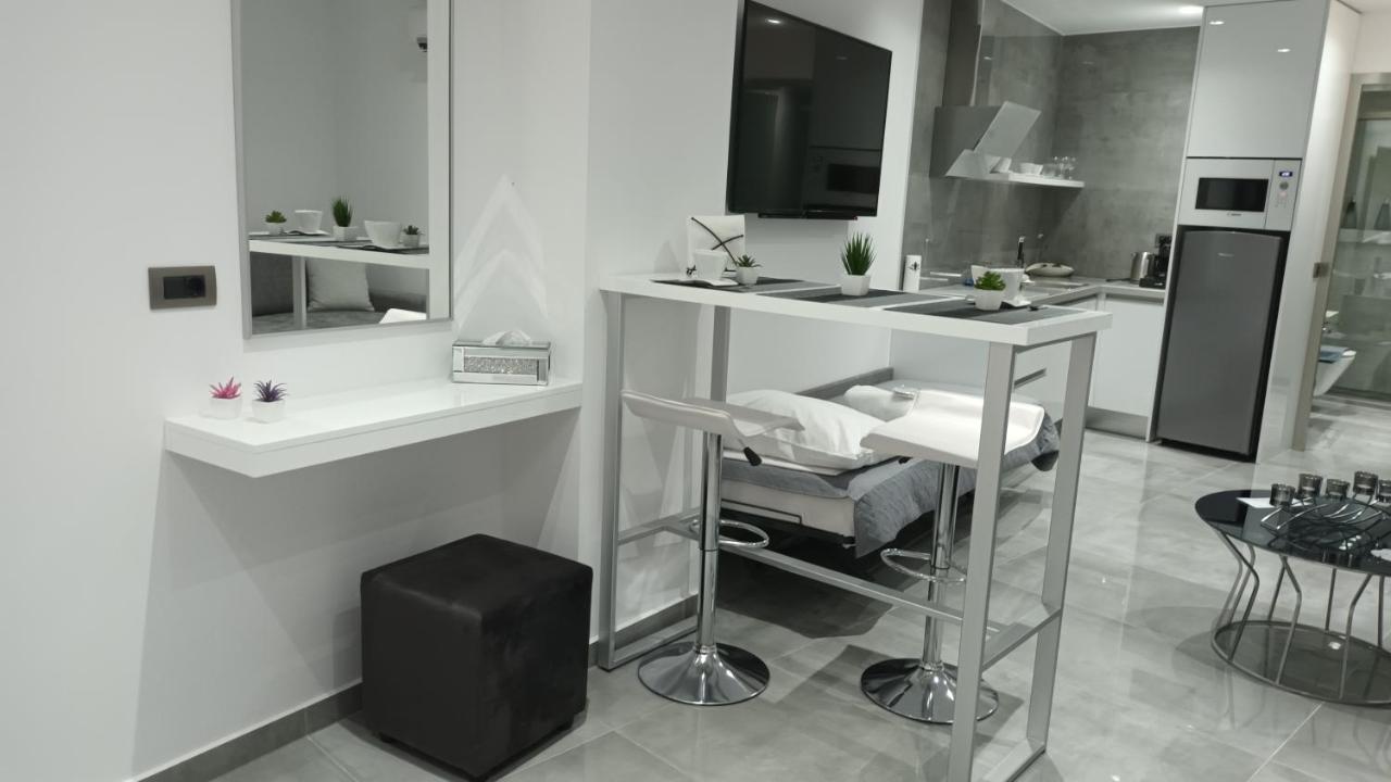 Km Luxury Apart Downtown كاندية المظهر الخارجي الصورة